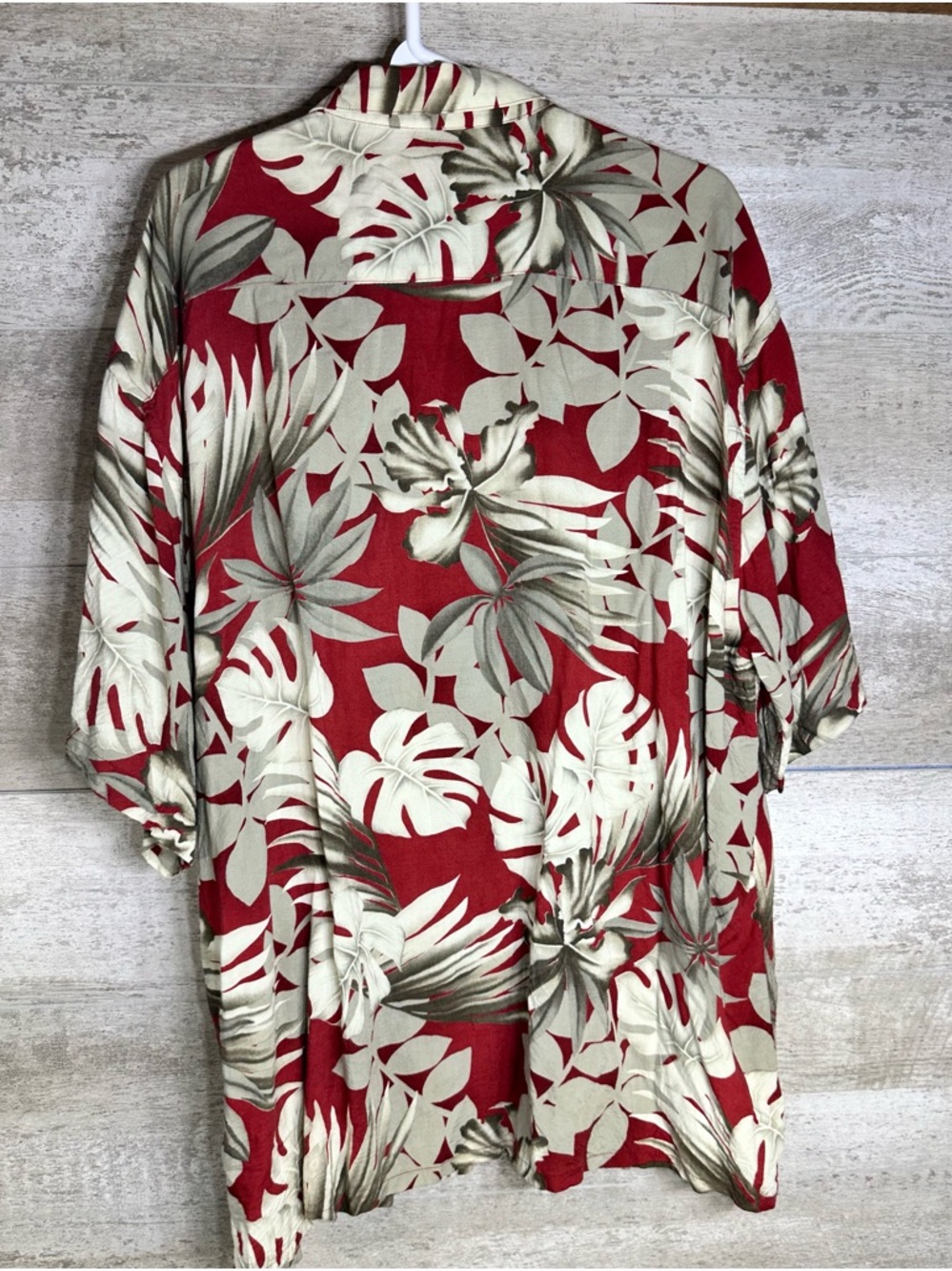 Vintage Pierre Cardin Hawaiian Shirt Mens XXL Red Floral Tropical Aloha Rayon - Picture 2 of 6